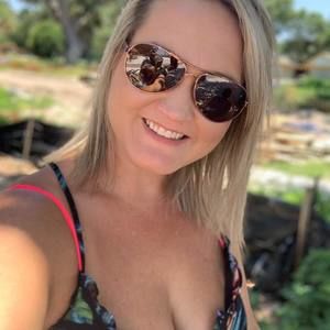 Meet your Posher, Sandy